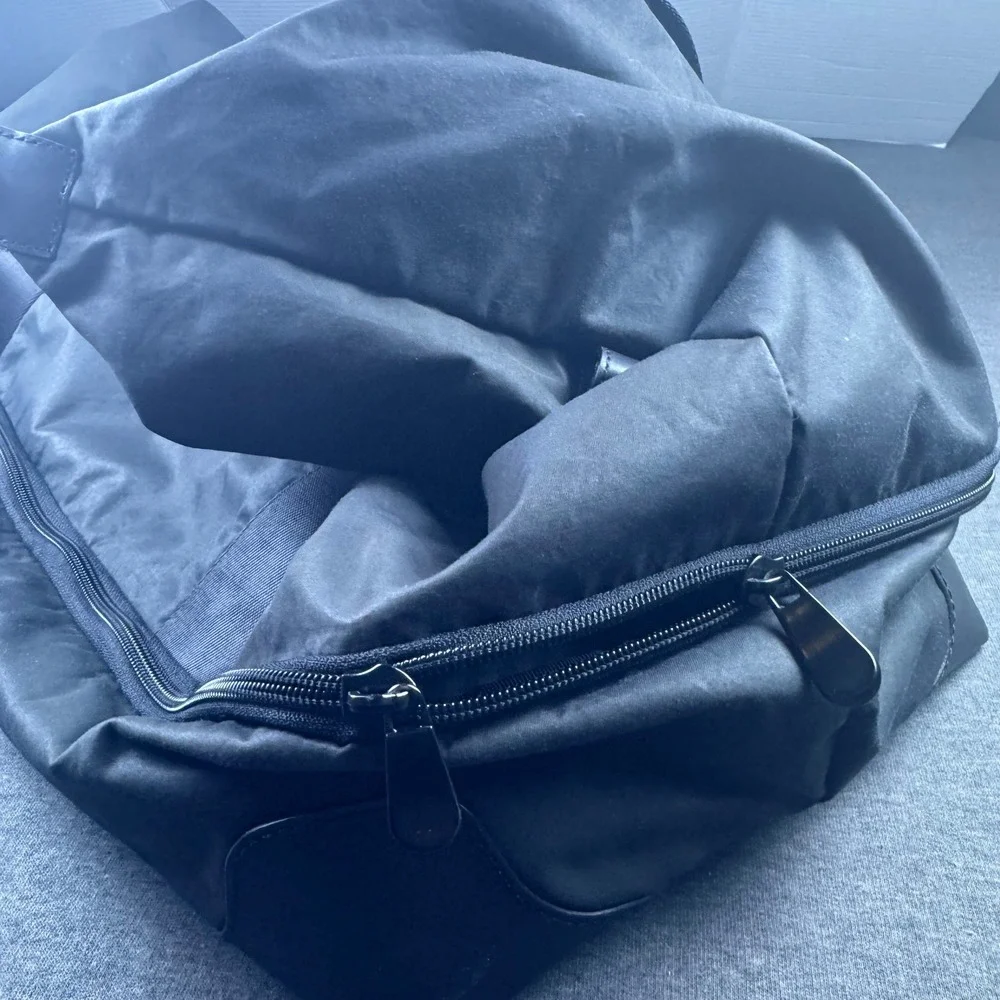 LO & SONS Catalina Day Tote Weekender Shoulder Bag Carry On Black Travel‎ Gym
